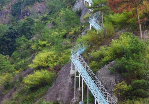 天天发团 &nbsp;松阳双童山、高空玻璃栈道、象溪村1日游